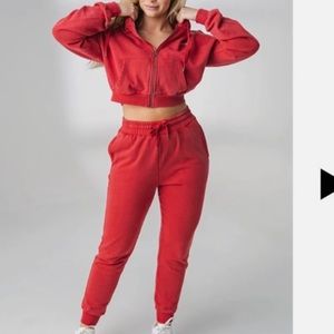 VITALITY 🔺 (BALANCE ATHLETICA) BUNDLE Cherry Red Sweats and Shorts Set ✨